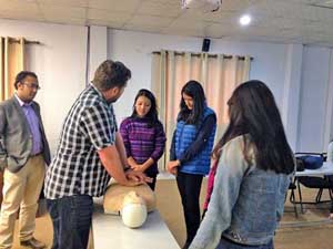 fritz and students at thames college